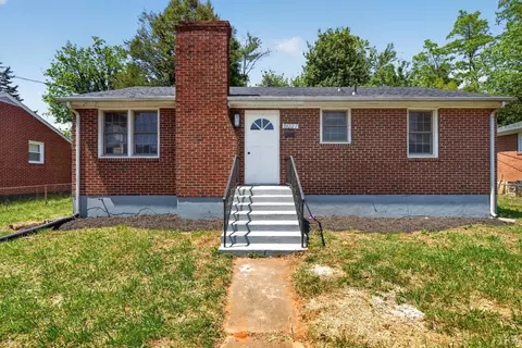 5027 Oxford St, Lynchburg, VA 24502