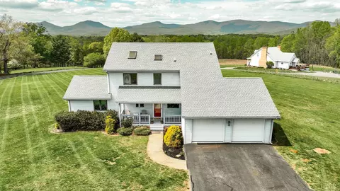 3453 Roaring Run Rd, Goode, VA 24556