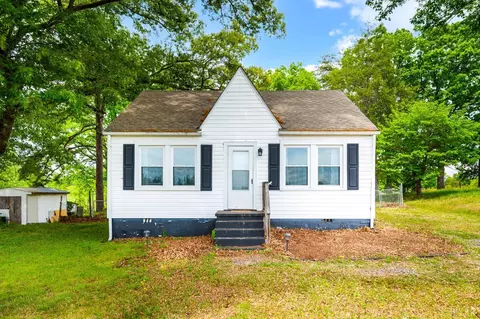 101 Beale Rd, Lynch Station, VA 24571