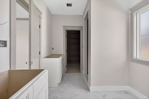 Entry Way - 1060 Elk Creek Rd, Forest, VA 24551 photo 2 of 2