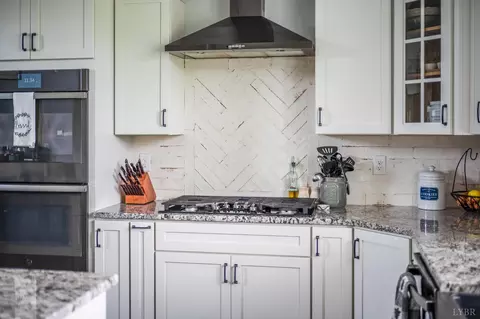 Kitchen - 210 Caleb Ct, Evington, VA 24550 photo 7 of 10