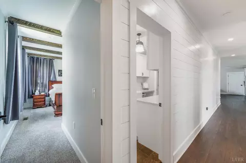 Entry Way - 210 Caleb Ct, Evington, VA 24550 photo 5 of 13