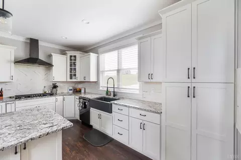 Kitchen - 210 Caleb Ct, Evington, VA 24550 photo 2 of 10