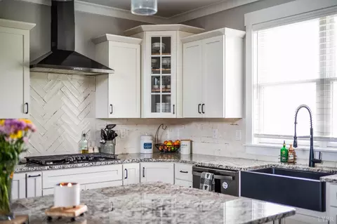 Kitchen - 210 Caleb Ct, Evington, VA 24550 photo 8 of 10