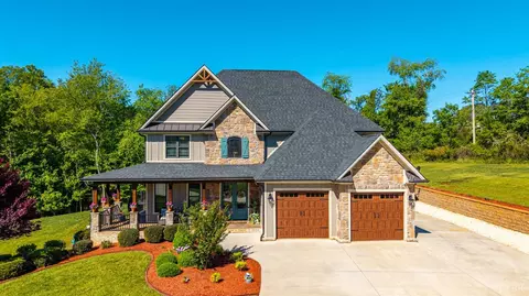 1210 Toni Ln, Forest, VA 24551