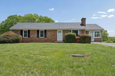 2046 N Amherst Hwy, Amherst, VA 24521