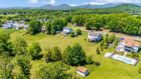View/Area - 1094 Donnally Rd, Forest, VA 24551 photo 2 of 6