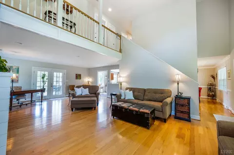 Living - 1094 Donnally Rd, Forest, VA 24551 photo 2 of 3
