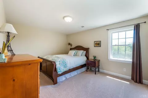 Bedroom - 1094 Donnally Rd, Forest, VA 24551 photo 1 of 6