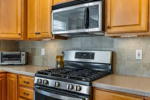 Kitchen - 1094 Donnally Rd, Forest, VA 24551 photo 4 of 6