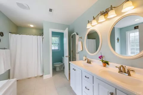 Bath - 1094 Donnally Rd, Forest, VA 24551 photo 5 of 7