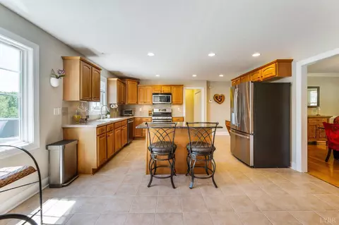 Kitchen - 1094 Donnally Rd, Forest, VA 24551 photo 1 of 6