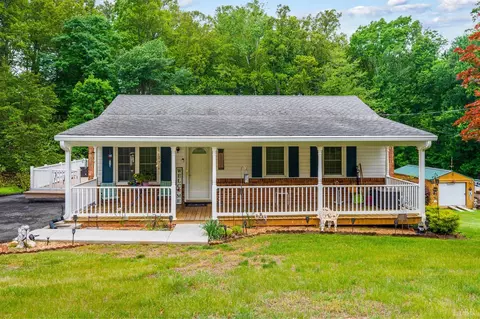 1025 Morey Pl, Lynchburg, VA 24502