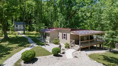 892 Franklin Creek Rd, Amherst, VA 24521