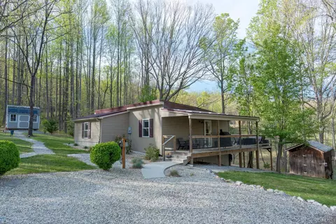 892 Franklin Creek Rd, Amherst, VA 24521