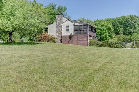 151 Anderson Pl, Rustburg, VA 24588