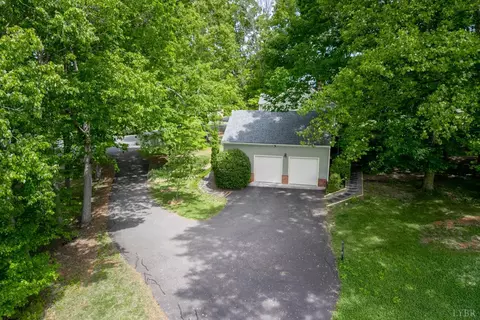 Exterior - 1103 Ivy Pl, Forest, VA 24551 photo 19 of 20