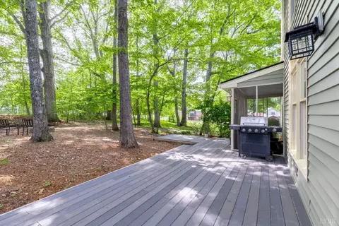 Exterior - 1103 Ivy Pl, Forest, VA 24551 photo 7 of 20