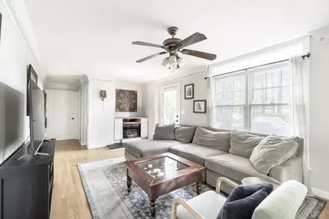 Living - 1103 Ivy Pl, Forest, VA 24551 photo 4 of 7