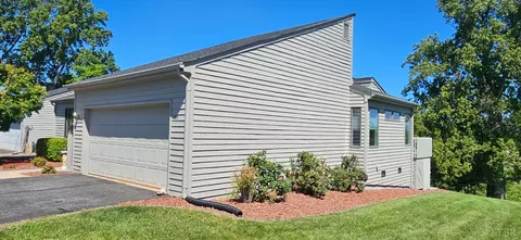 Exterior - 204 Shaker Ln, Forest, VA 24551 photo 4 of 12