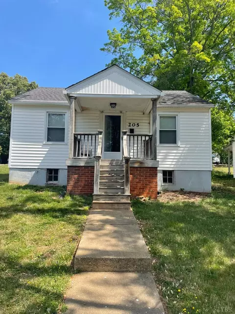 205 College Dr, Lynchburg, VA 24501