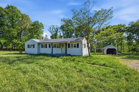 6231 Marysville Rd, Gladys, VA 24554