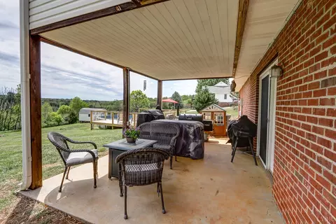 102 Piccadilly Ct, Goode, VA 24556 photo 38