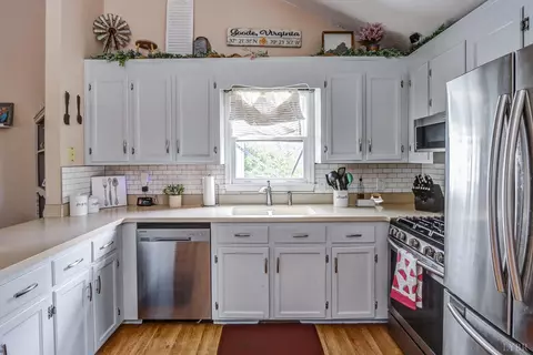 102 Piccadilly Ct, Goode, VA 24556 photo 14
