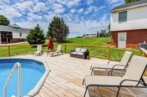 102 Piccadilly Ct, Goode, VA 24556 photo 41