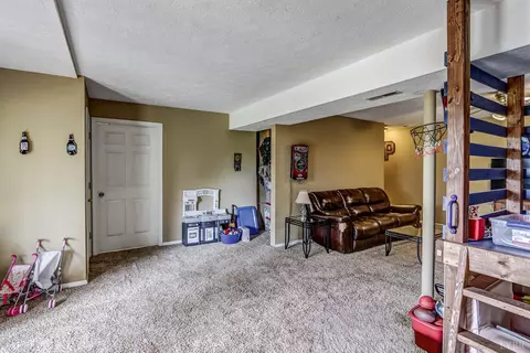 102 Piccadilly Ct, Goode, VA 24556 photo 32
