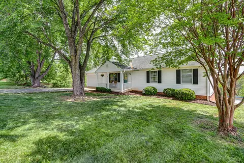 102 Piccadilly Ct, Goode, VA 24556 photo 49