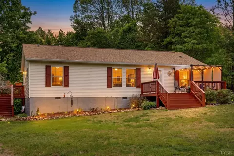 1512 Miller Lake Rd, Burkeville, VA 23922