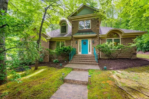 3563 Round Hill Rd, Lynchburg, VA 24503