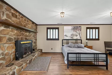 Bedroom - 1249 Cedar Gate Rd, Monroe, VA 24574 photo 5 of 7