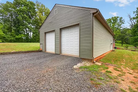 Exterior - 1249 Cedar Gate Rd, Monroe, VA 24574 photo 3 of 25