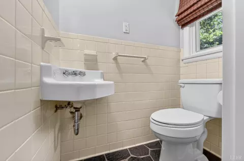 Bath - 180 Hydaway Dr, Forest, VA 24551 photo 2 of 3
