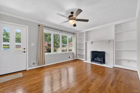 Living - 180 Hydaway Dr, Forest, VA 24551 photo 2 of 5
