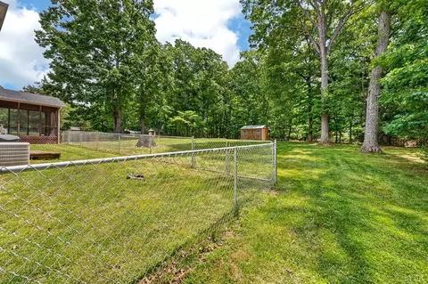 Exterior - 180 Hydaway Dr, Forest, VA 24551 photo 7 of 15