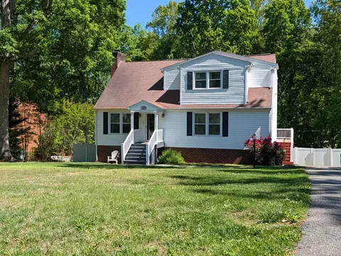 175 Goldfinch Dr, Lynchburg, VA 24501