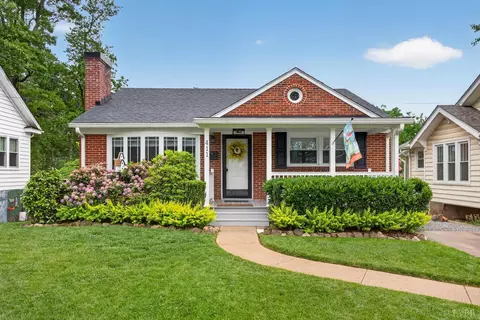 411 Oakridge Blvd, Lynchburg, VA 24502