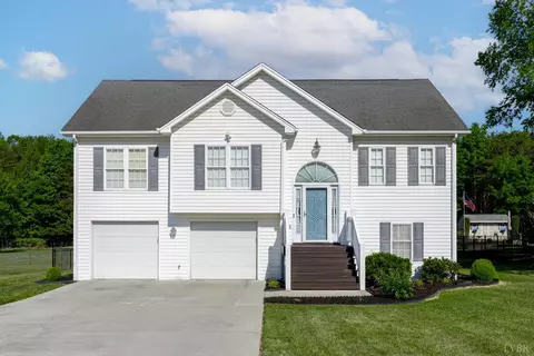354 Russell Springs Dr, Lynchburg, VA 24501