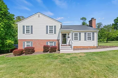 524 Elmwood Ave, Lynchburg, VA 24503
