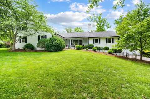 964 Rothowood Rd, Lynchburg, VA 24503
