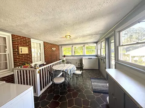 Exterior - 302 Halifax St, Phenix, VA 23959 photo 12 of 19