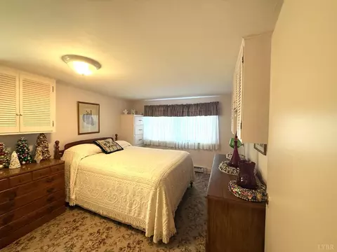 Bedroom - 302 Halifax St, Phenix, VA 23959 photo 5 of 8