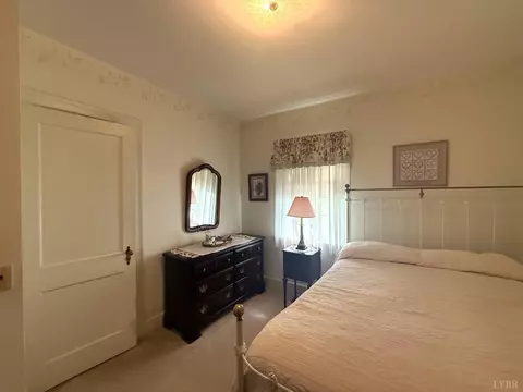 Bedroom - 302 Halifax St, Phenix, VA 23959 photo 4 of 8
