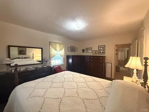 Bedroom - 302 Halifax St, Phenix, VA 23959 photo 2 of 8