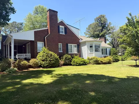 Exterior - 302 Halifax St, Phenix, VA 23959 photo 2 of 19