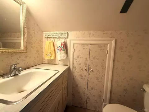 Bath - 302 Halifax St, Phenix, VA 23959 photo 2 of 2