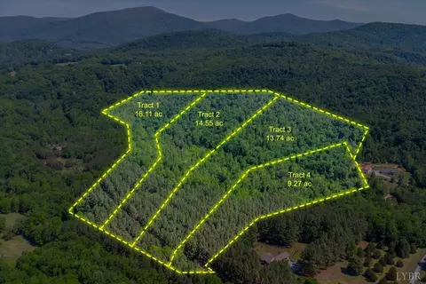 2 Foxfire Ln, Bedford, VA 24523